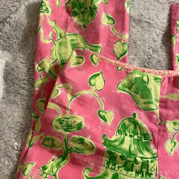 Pamela Ferrari Pink and Green Patterned Capris - Picture 2 of 5